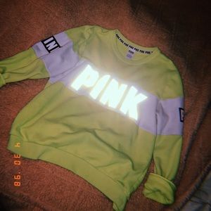 sweat shirt from pink
